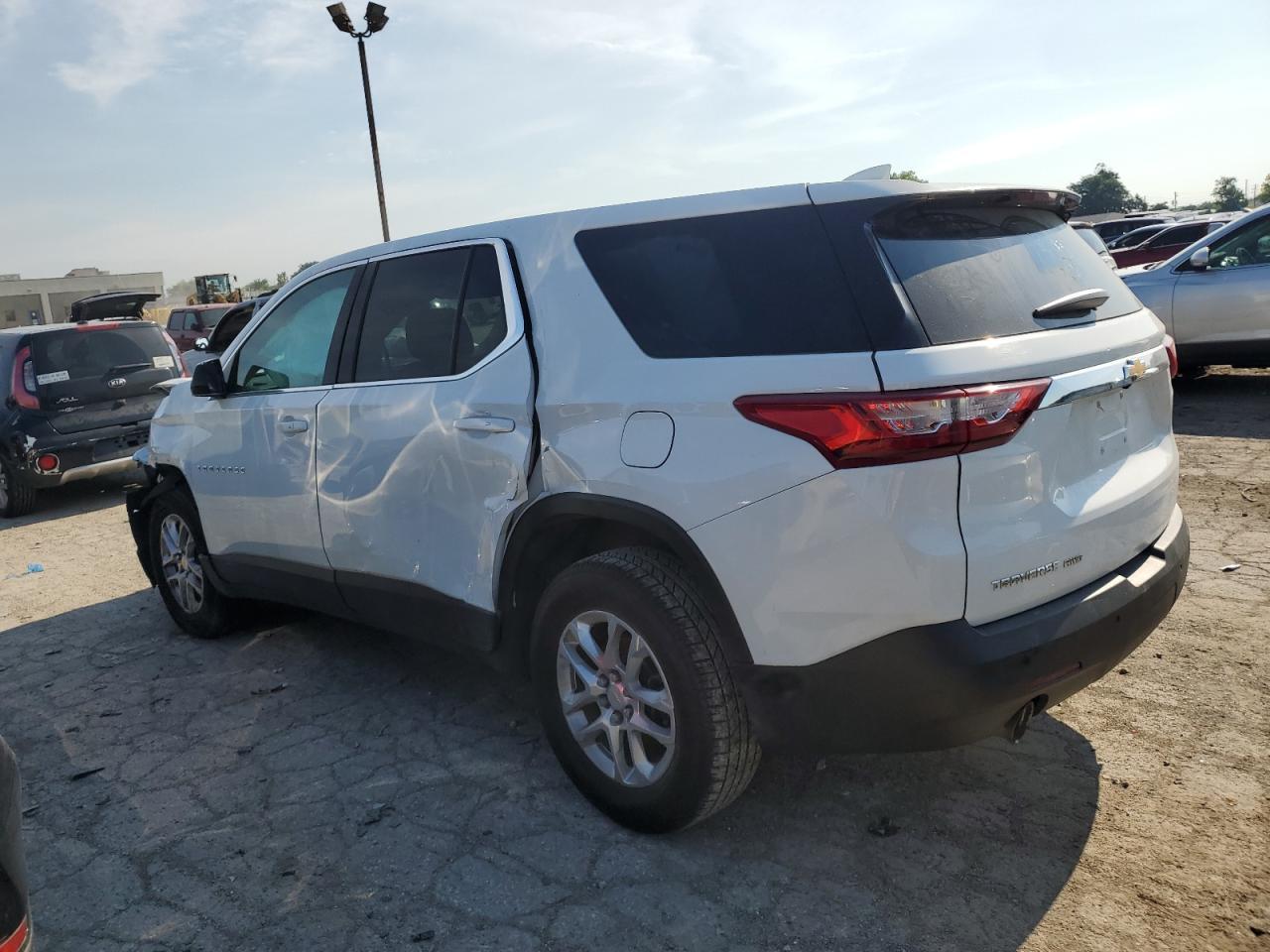2019 Chevrolet Traverse Ls - Image 2