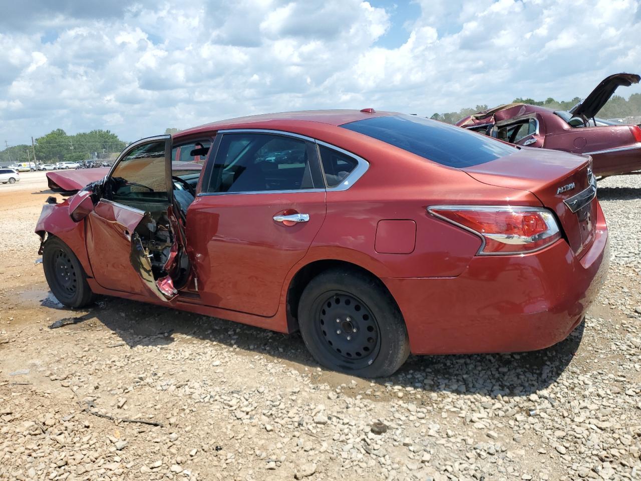 2015 Nissan Altima 2.5 - Фото 2