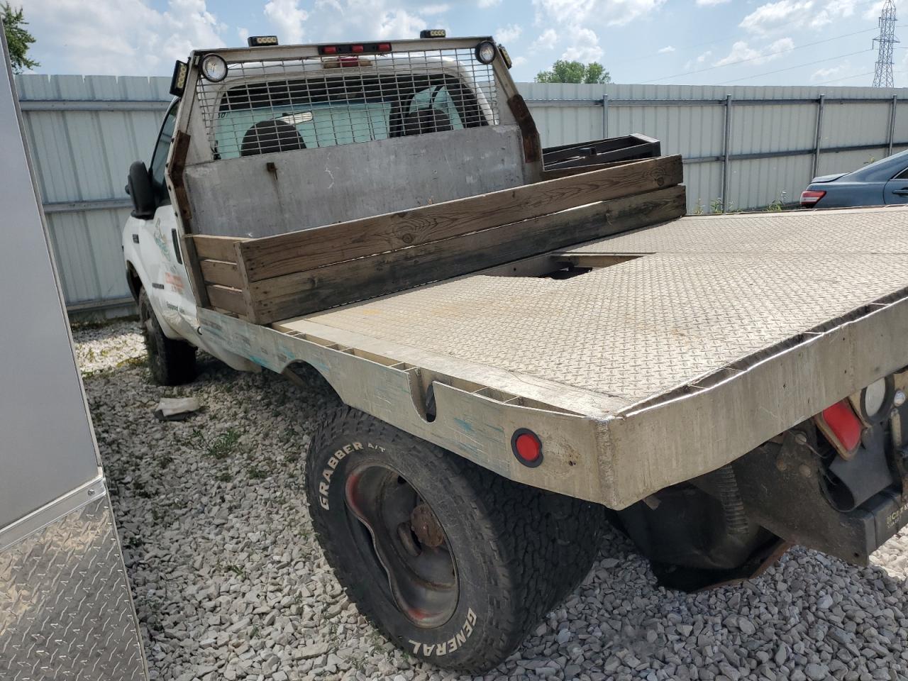 2000 Ford Super Duty F-350 W/D - Фото 2