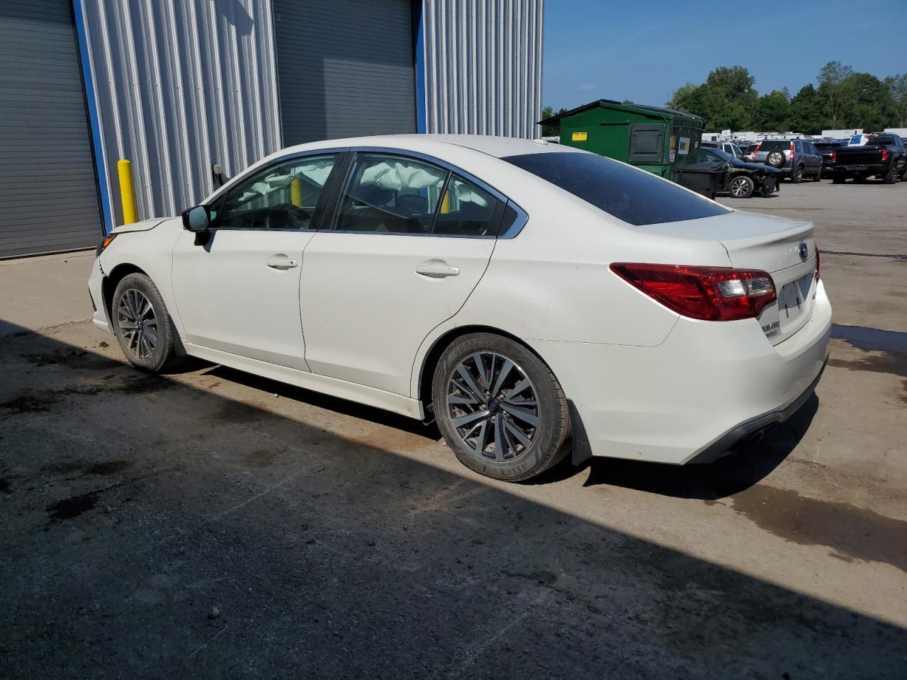 2019 Subaru Legacy 2.5I - Фото 2