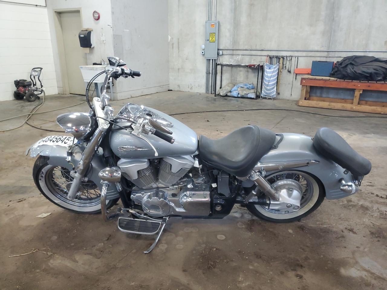 2005 Honda Vt1300 S - Фото 3