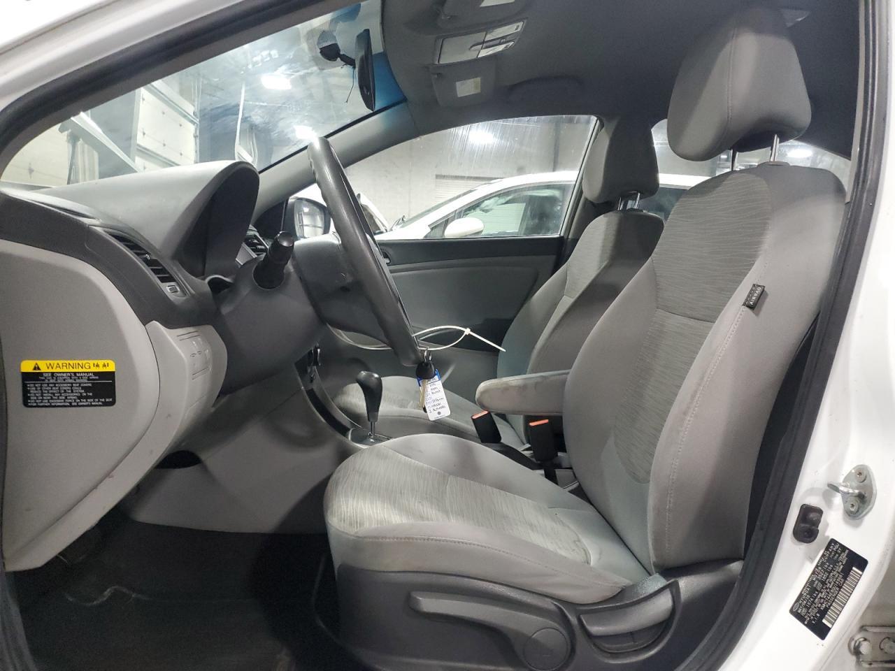2016 Hyundai Accent Se - Image 7