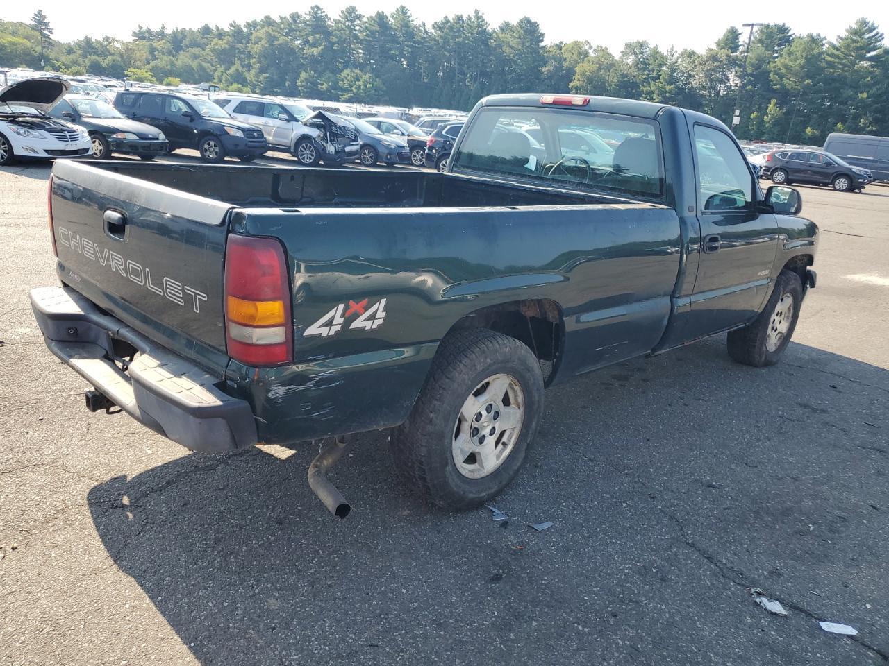 2002 Chevrolet Silverado K1500 - Фото 3