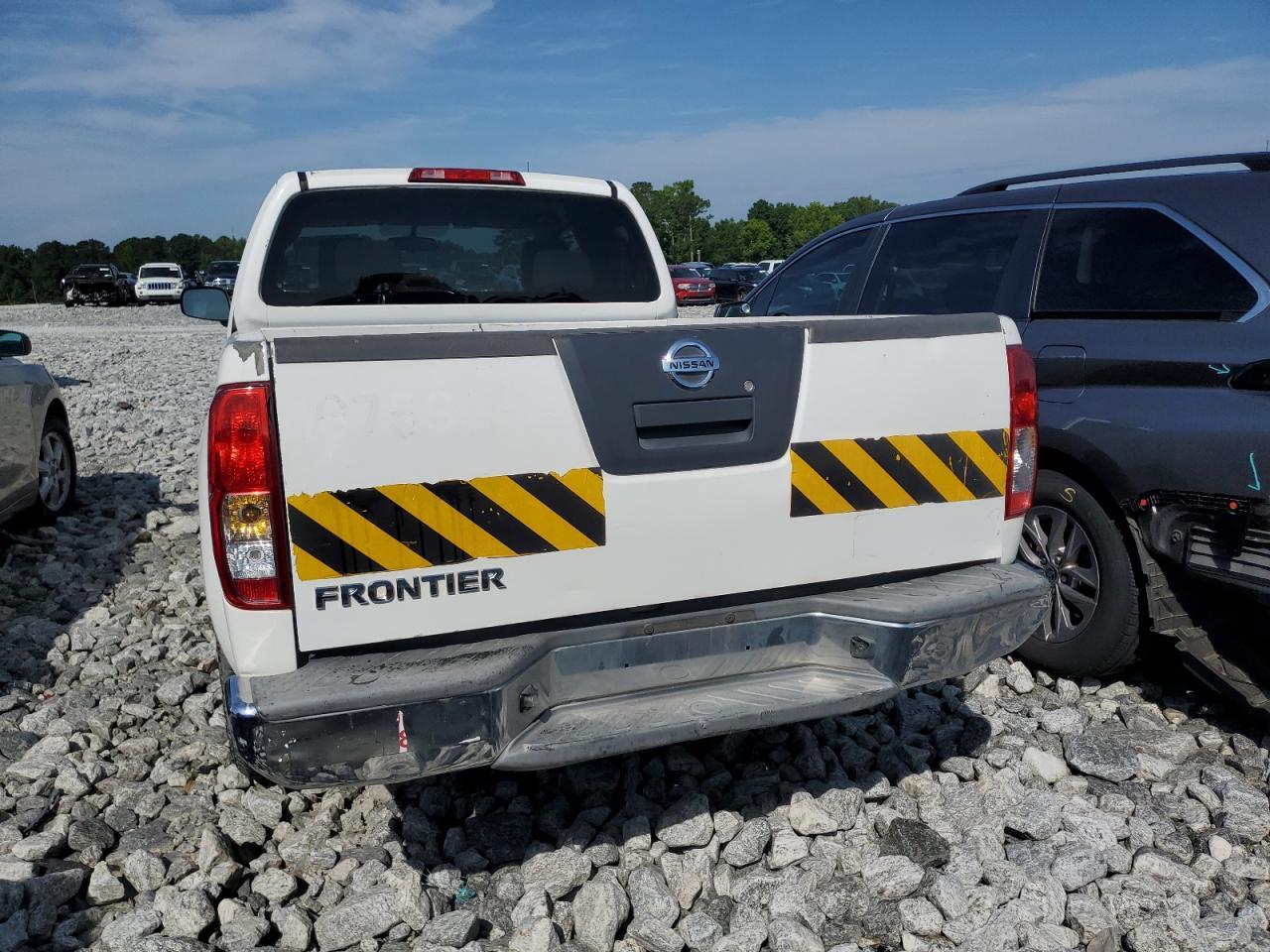 2012 Nissan Frontier S - Фото 6