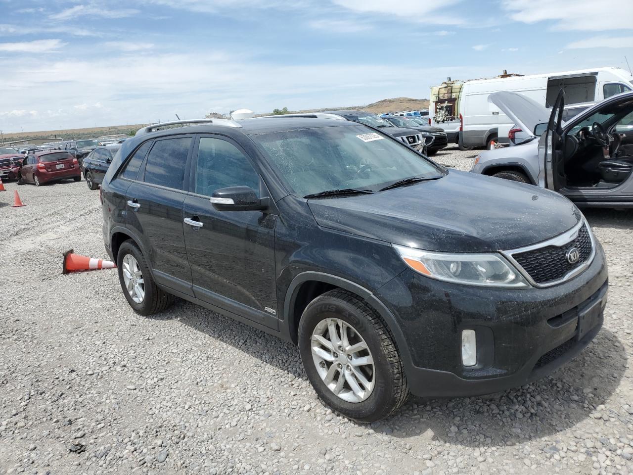 2015 Kia Sorento Lx - Image 4
