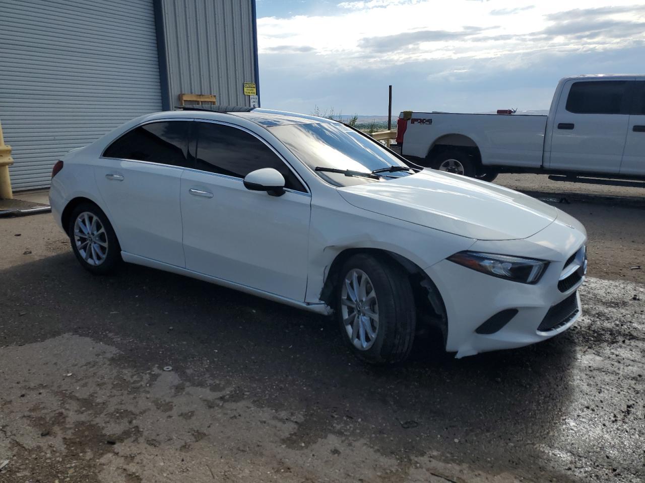 2019 Mercedes-Benz A 220 - Фото 4