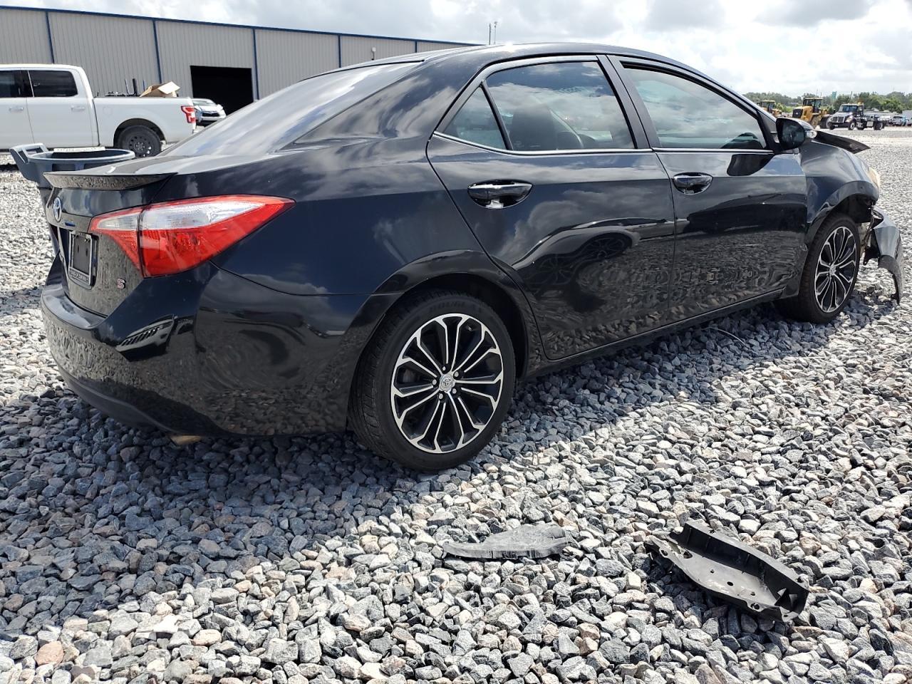 2015 Toyota Corolla L - Фото 3