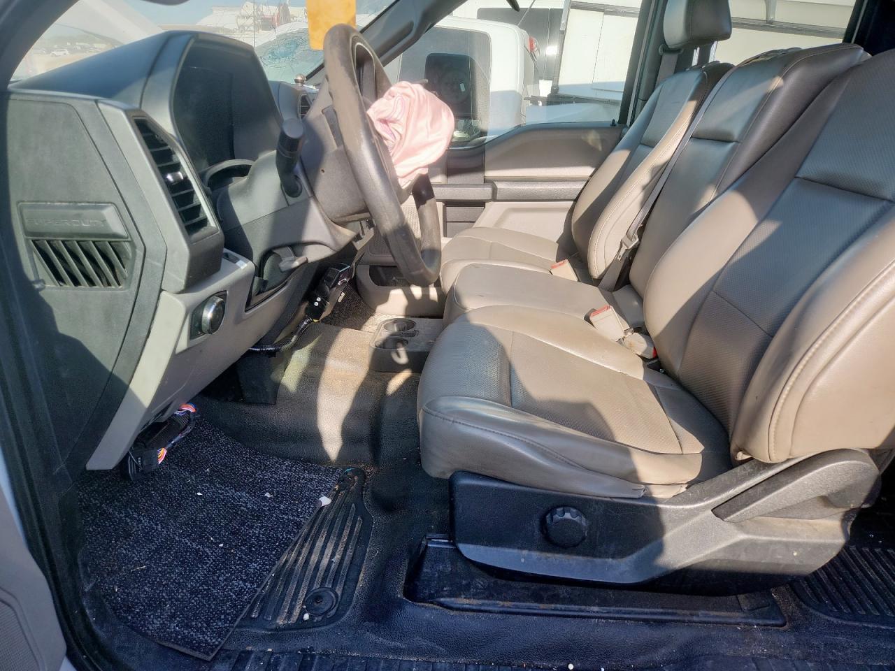 2018 Ford F350 Super Duty - Фото 7