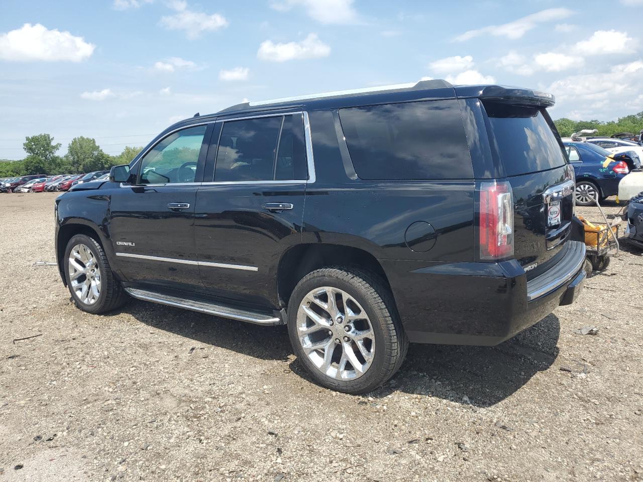 2016 GMC Yukon Denali - Image 2