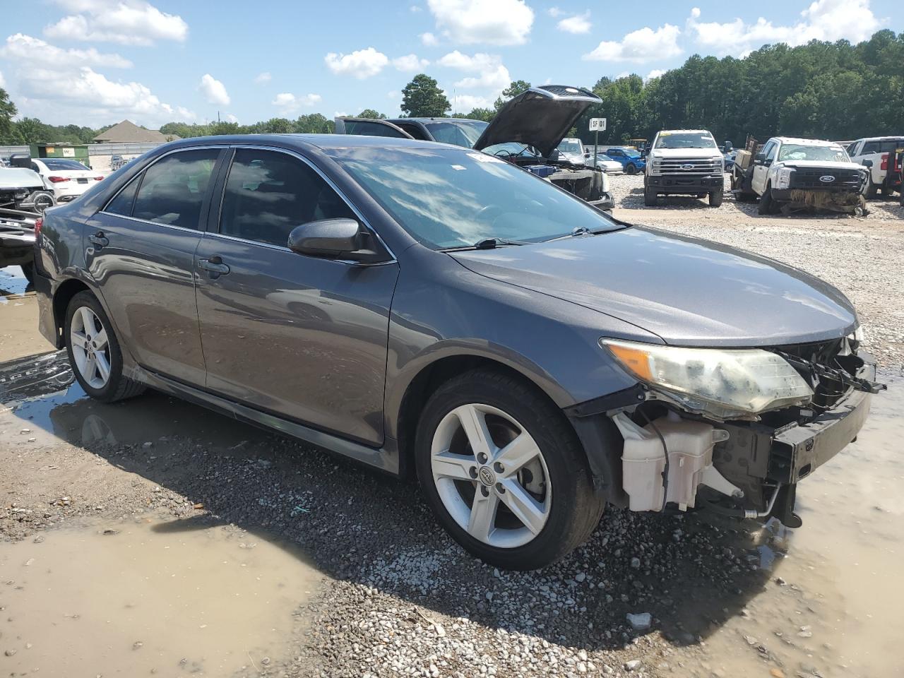 2014 Toyota Camry L - Фото 4