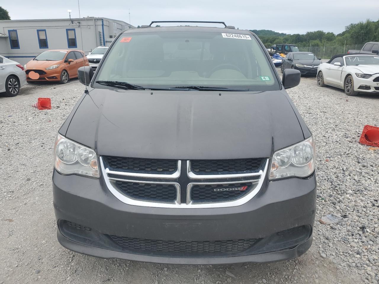 2015 Dodge Grand Caravan Sxt - Image 5