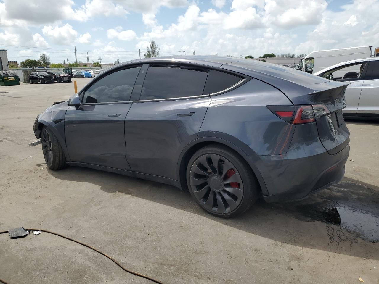 2022 Tesla Model Y - Image 3