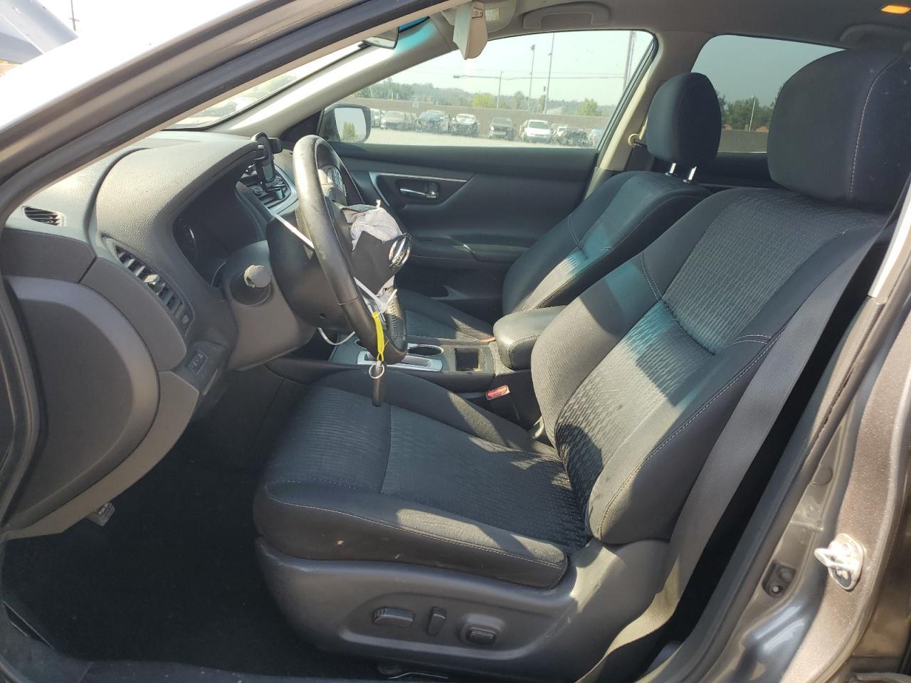 2016 Nissan Altima 2.5 - Фото 7