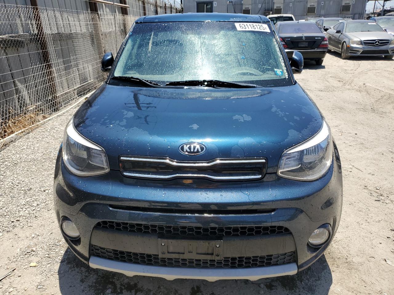 2019 Kia Soul + - Image 5