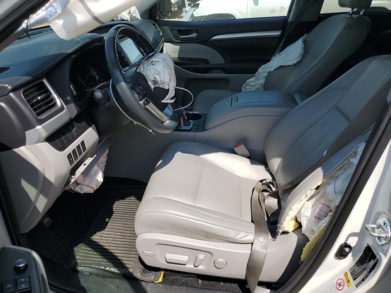 2016 Toyota Highlander Xle - Image 7