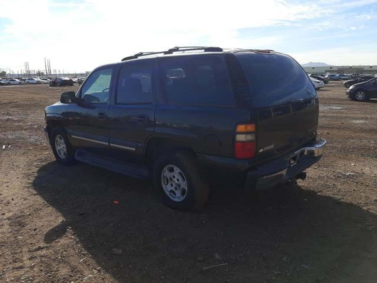 2004 Chevrolet Tahoe C1500 - Image 2
