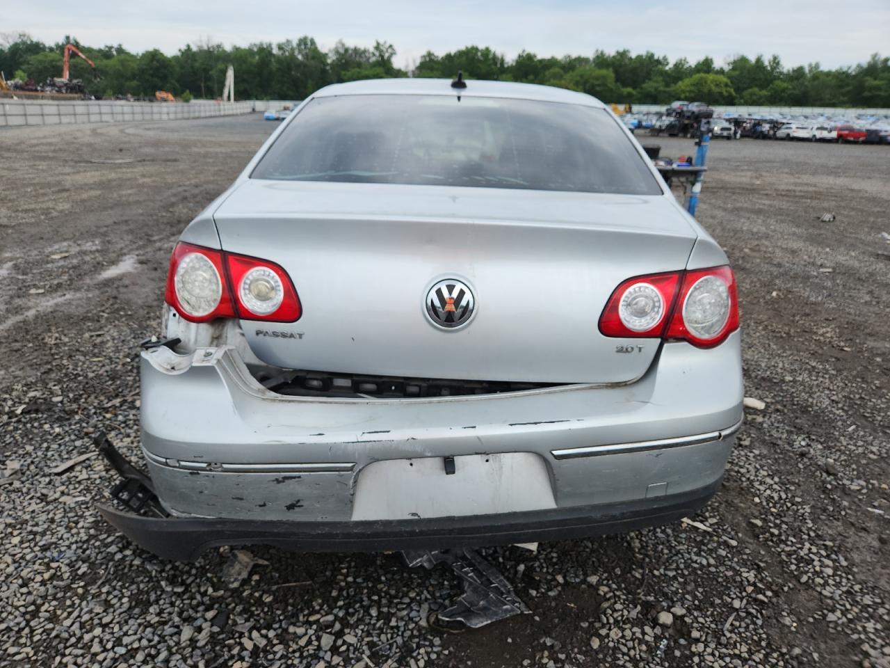 2010 Volkswagen Passat Komfort - Image 6