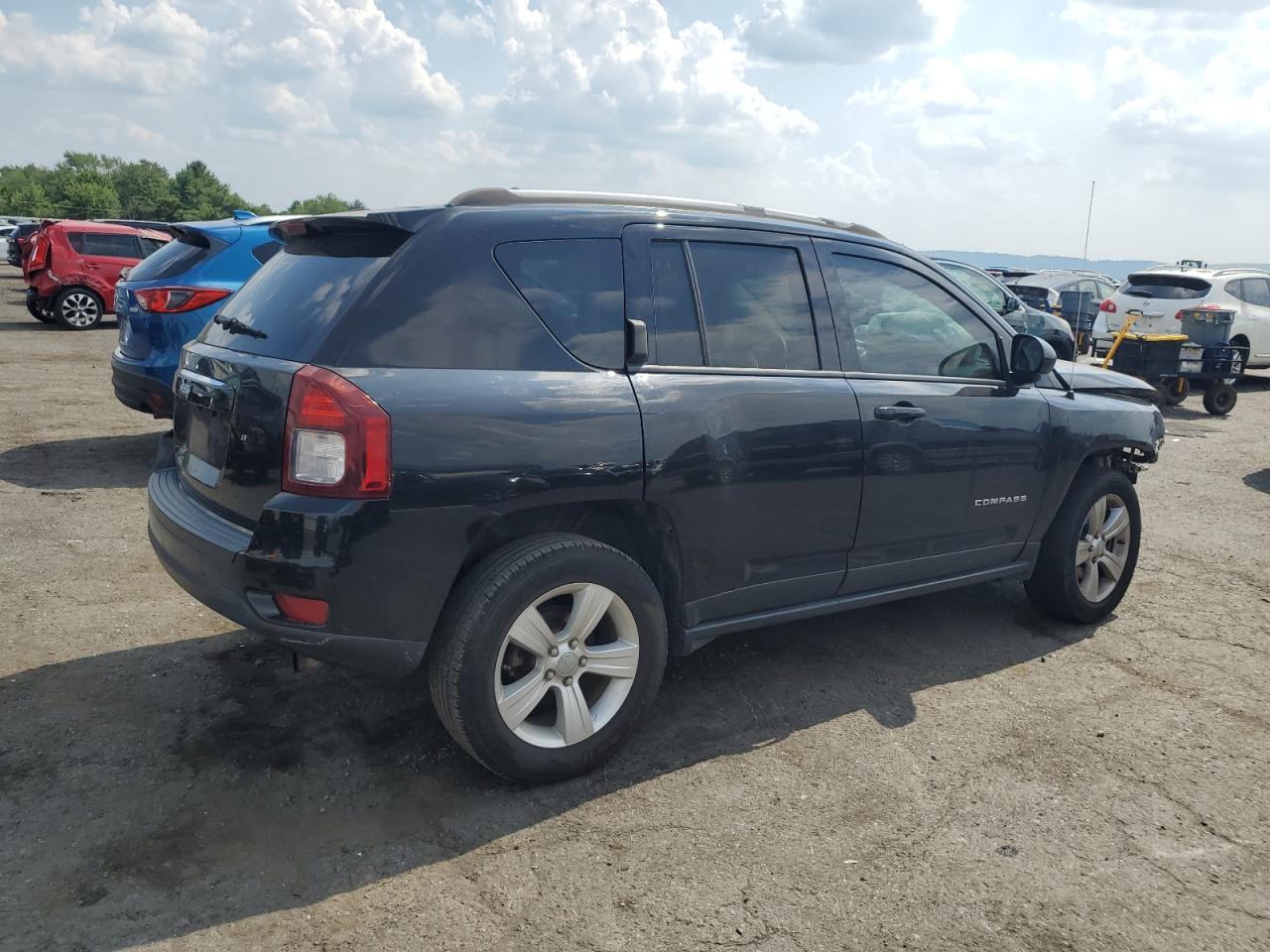 2015 Jeep Compass Sport - Фото 3