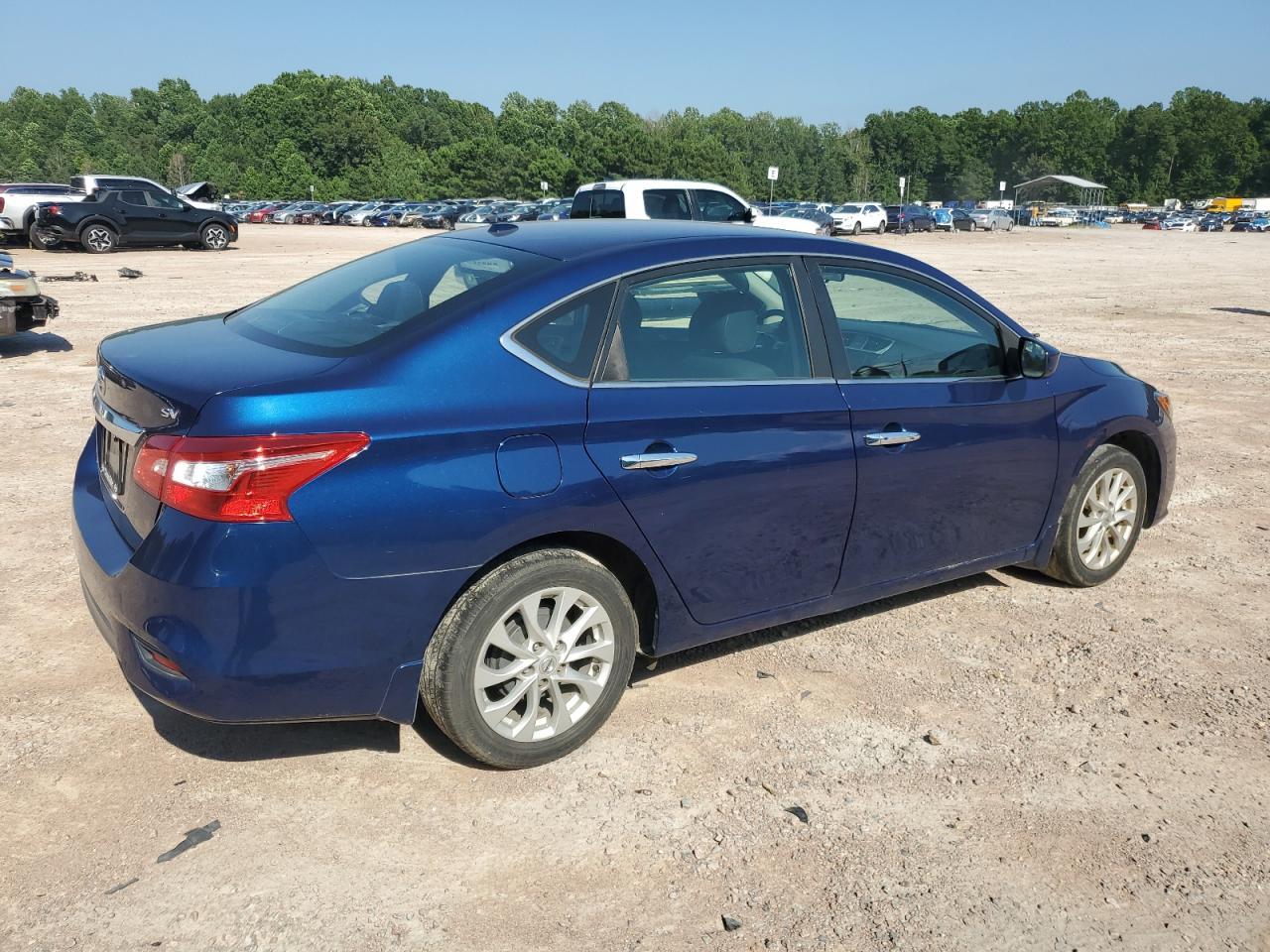 2019 Nissan Sentra S - Фото 3