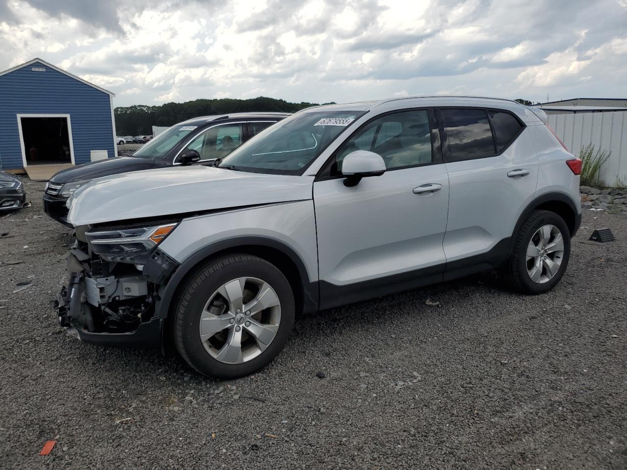 2020 Volvo Xc40 T5 Momentum