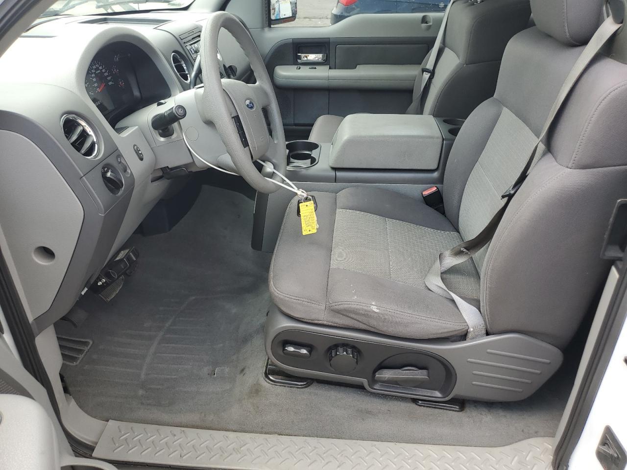 2004 Ford F150 - Фото 7