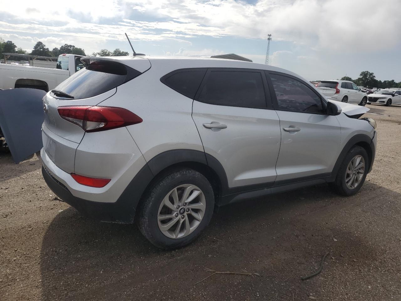 2017 Hyundai Tucson Se - Фото 3