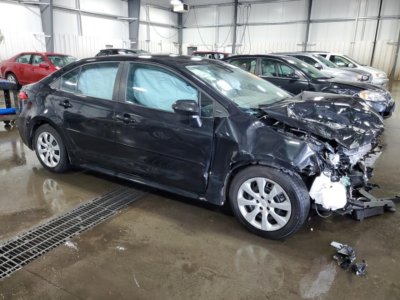 2022 Toyota Corolla Le - Image 4