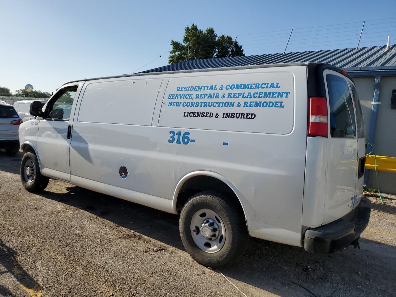 2014 Chevrolet Express G2500 - Фото 2