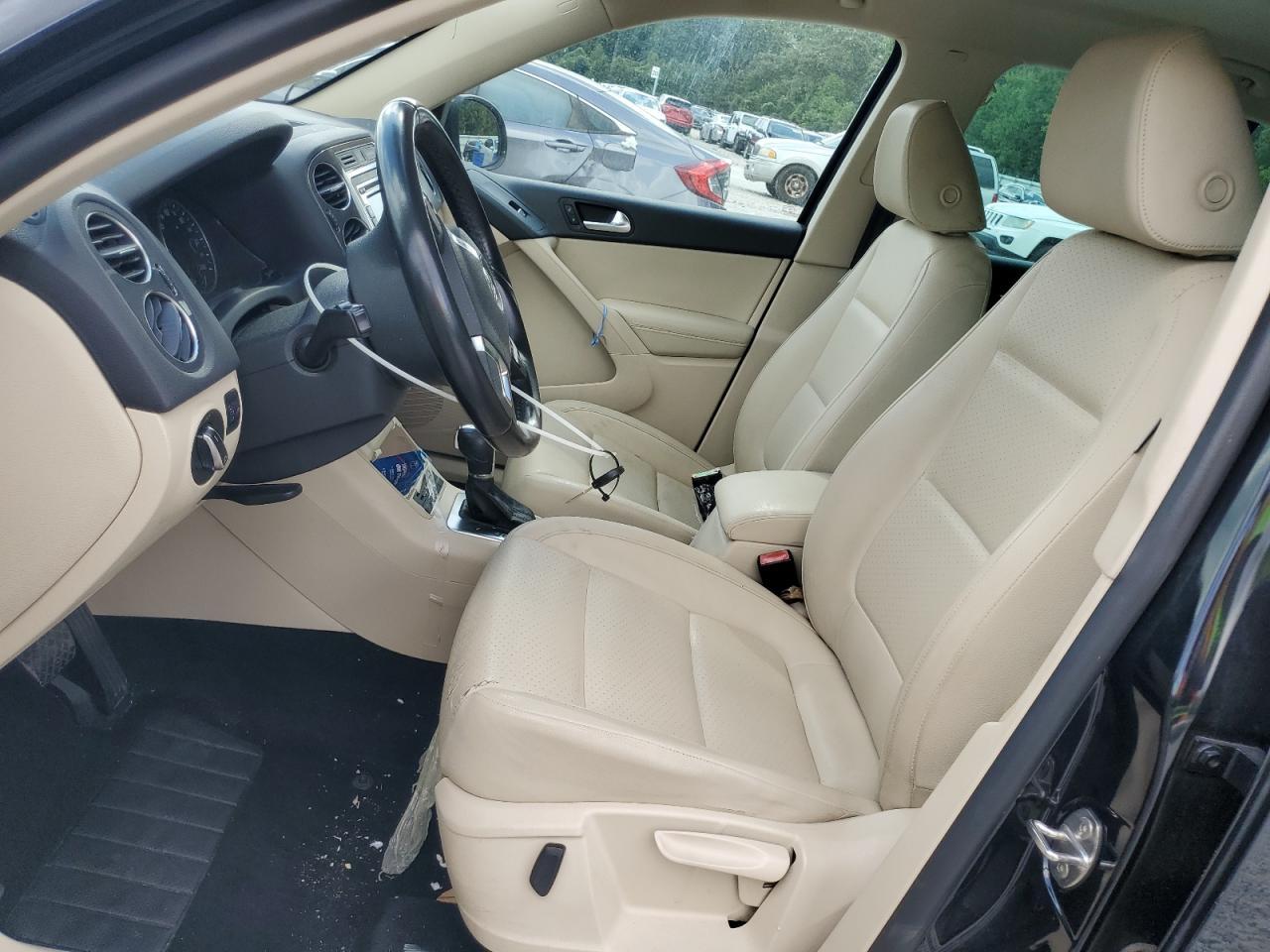 2013 Volkswagen Tiguan S - Фото 7