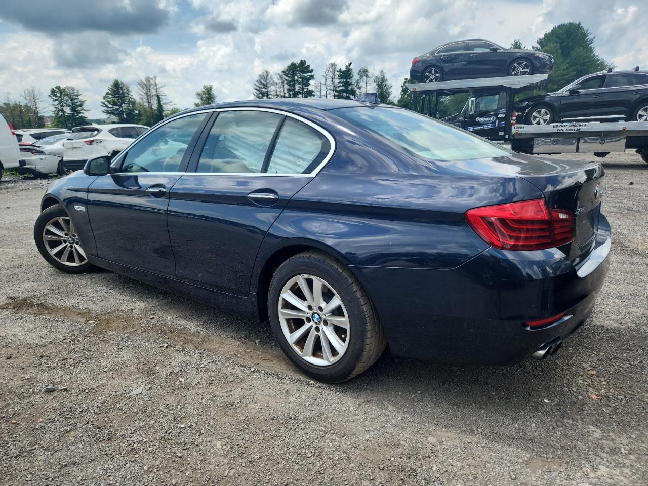 2015 BMW 528 Xi - Фото 2