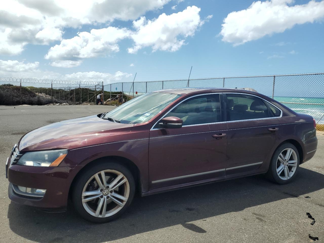 2013 Volkswagen Passat Sel