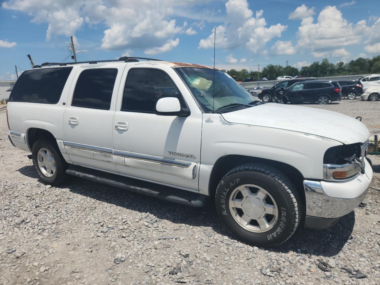 2001 GMC Yukon Xl C1500 - Image 4