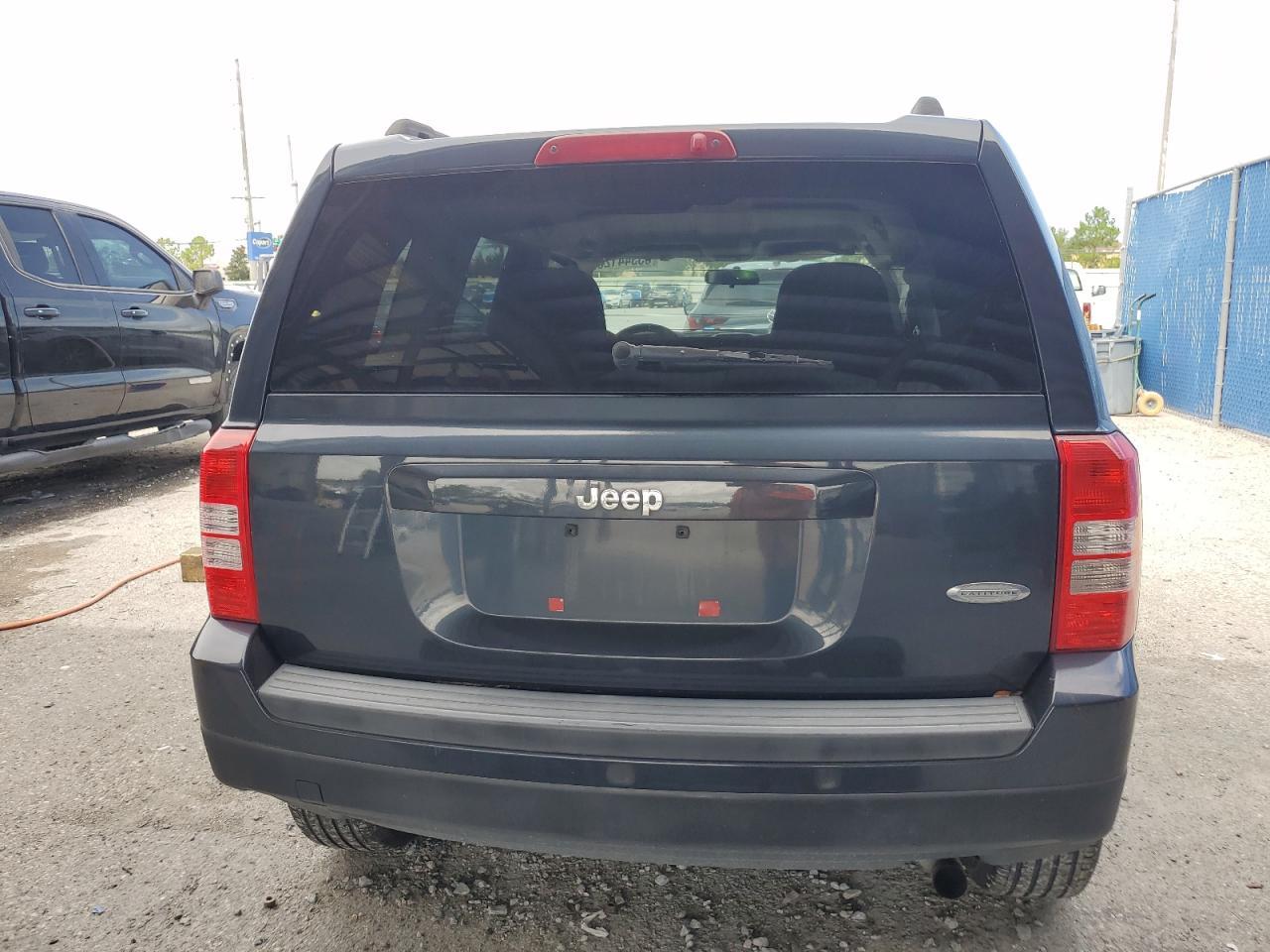 2014 Jeep Patriot Latitude - Фото 6