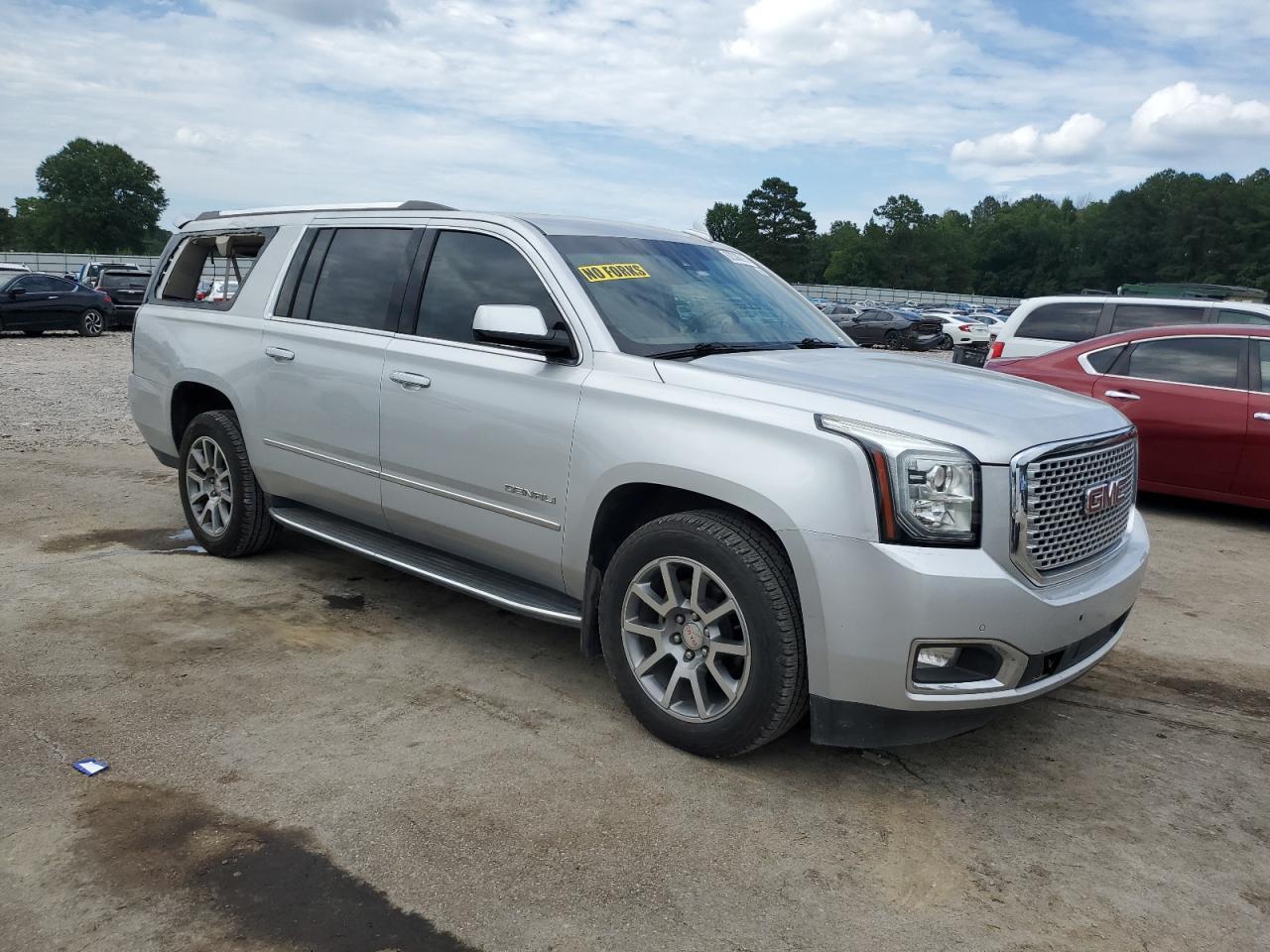 2016 GMC Yukon Xl Denali - Image 4
