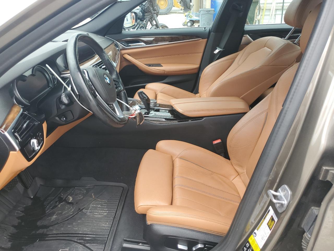 2019 BMW 530 Xi - Image 7