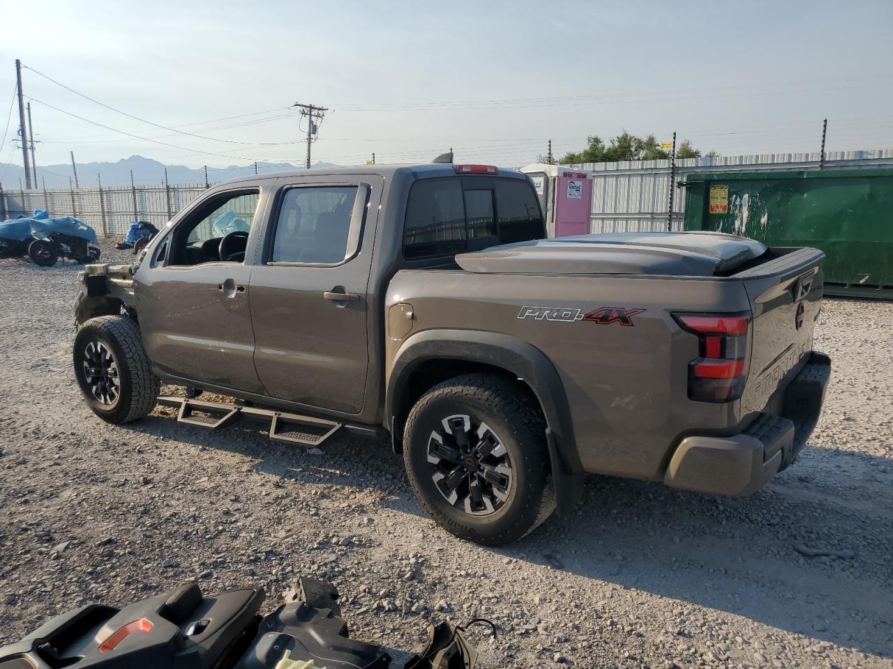 2022 Nissan Frontier S - Фото 2