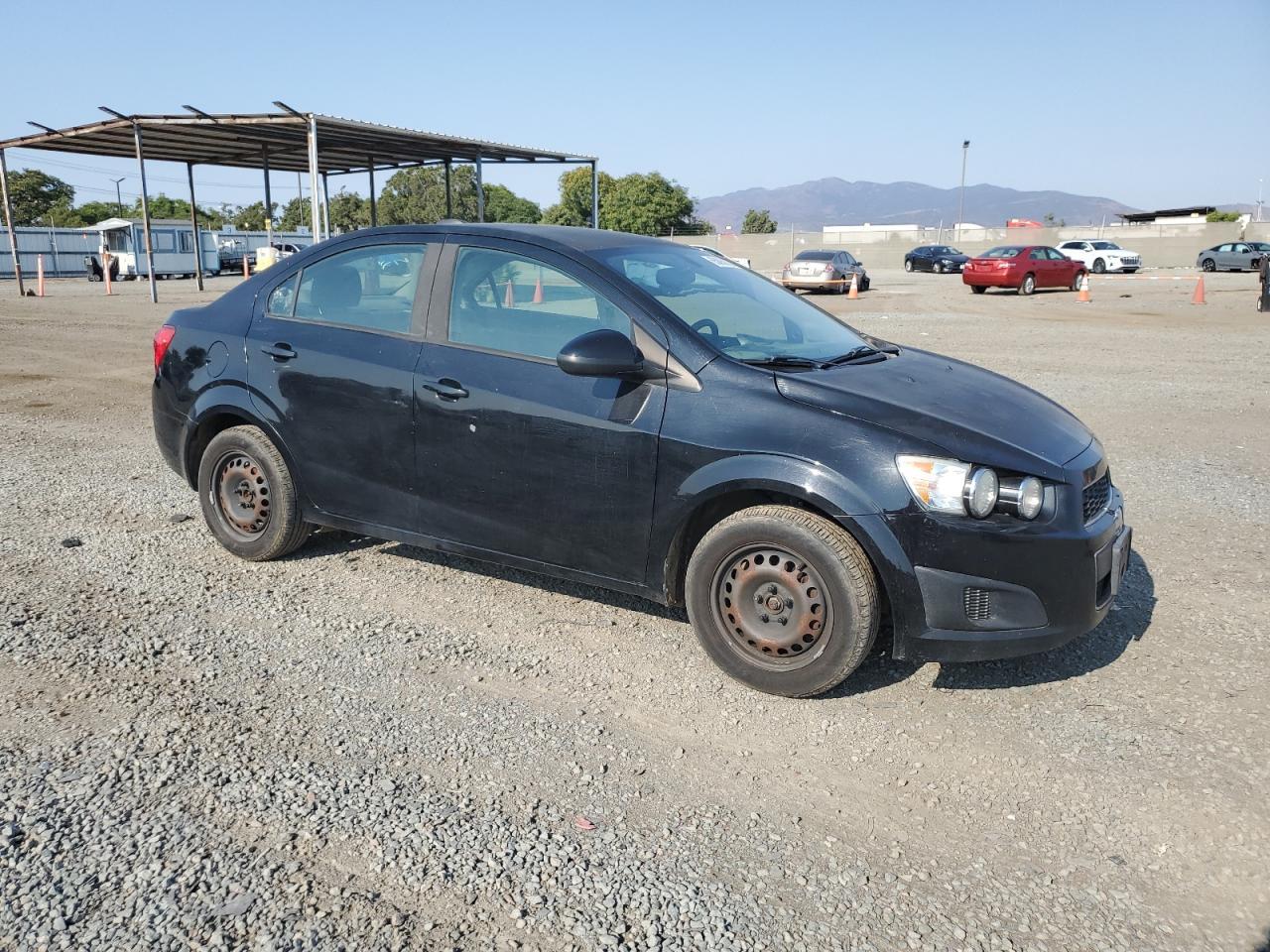 2016 Chevrolet Sonic Ls - Фото 4