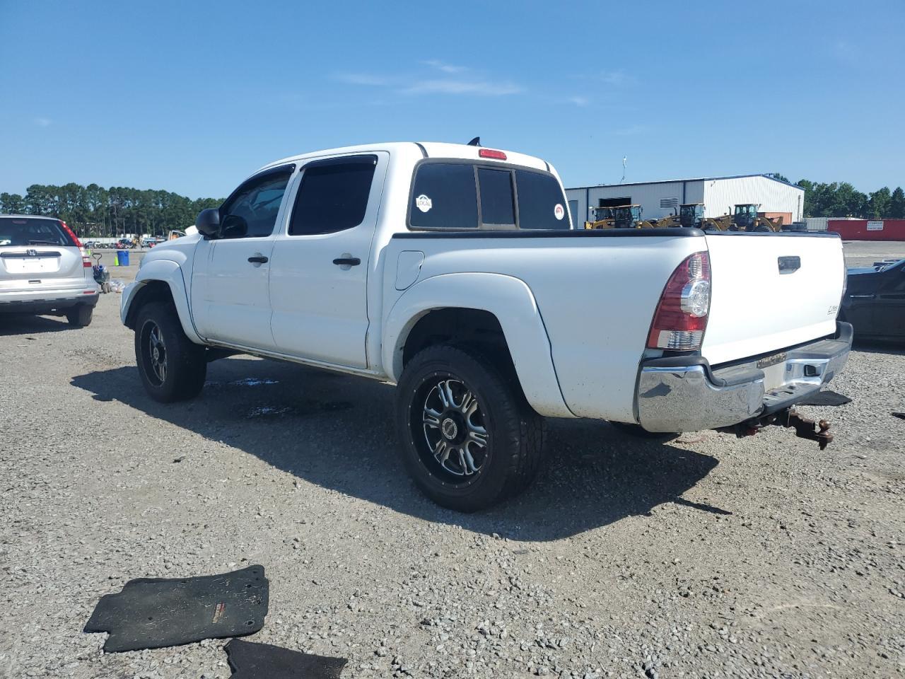 2015 Toyota Tacoma Double Cab Prerunner - Фото 2