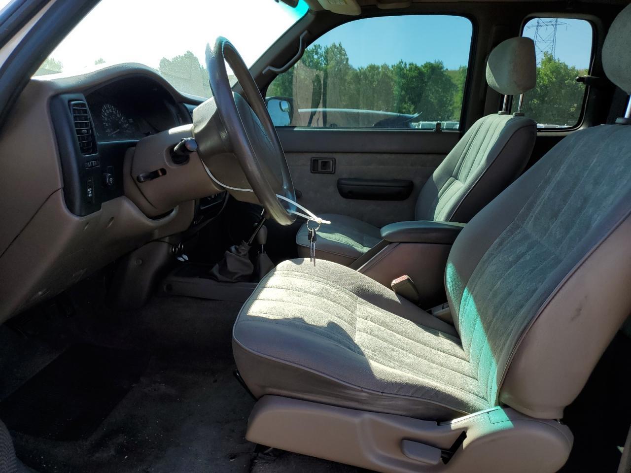 2000 Toyota Tacoma Xtracab - Image 7