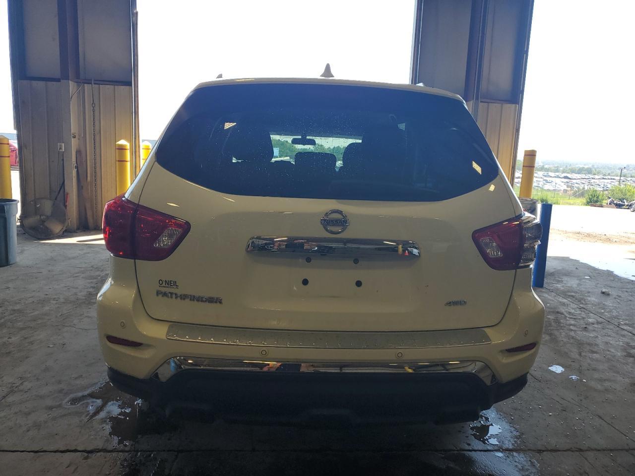 2020 Nissan Pathfinder S - Фото 6