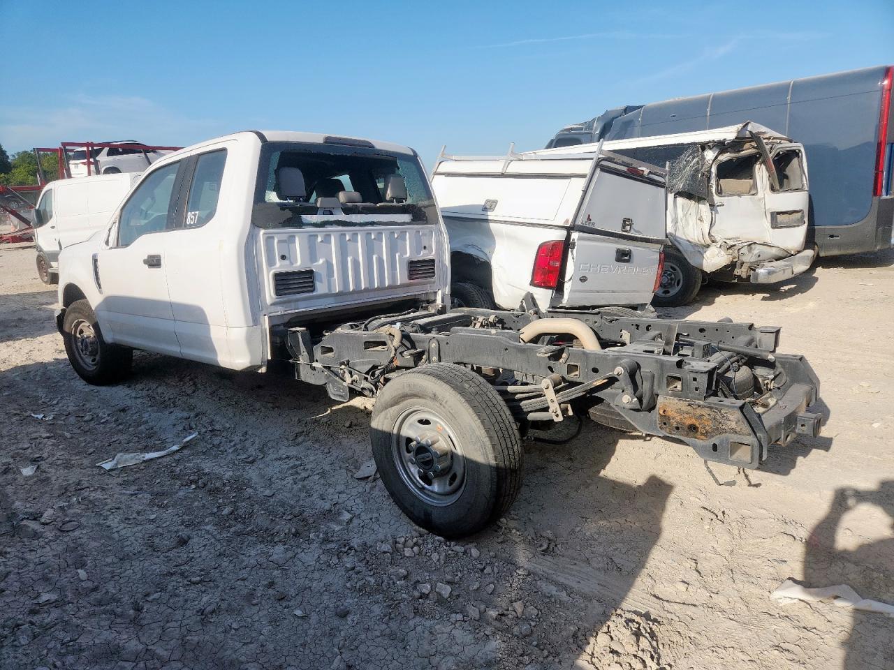 2018 Ford F350 Super Duty - Фото 2