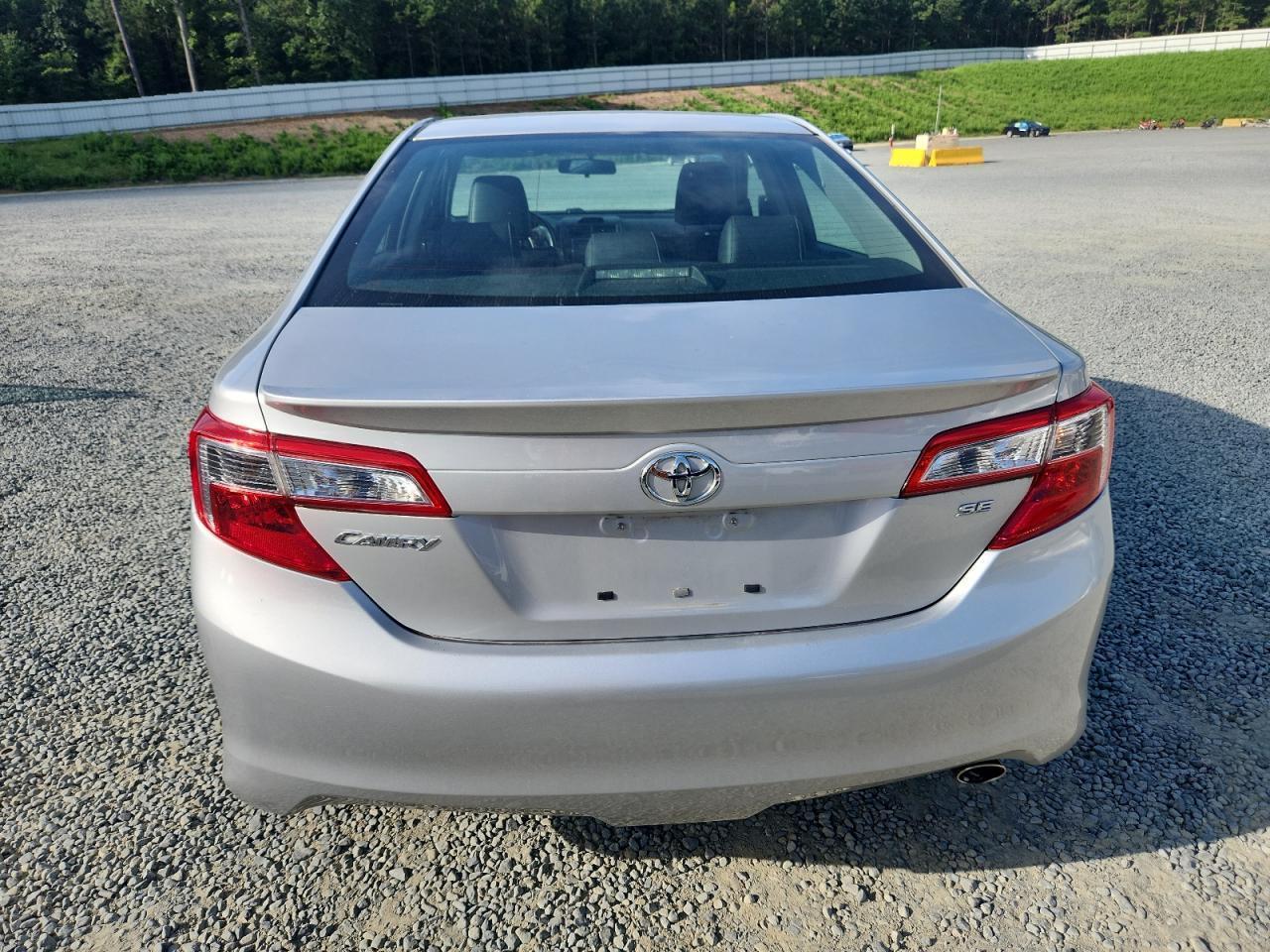 2013 Toyota Camry L - Image 6