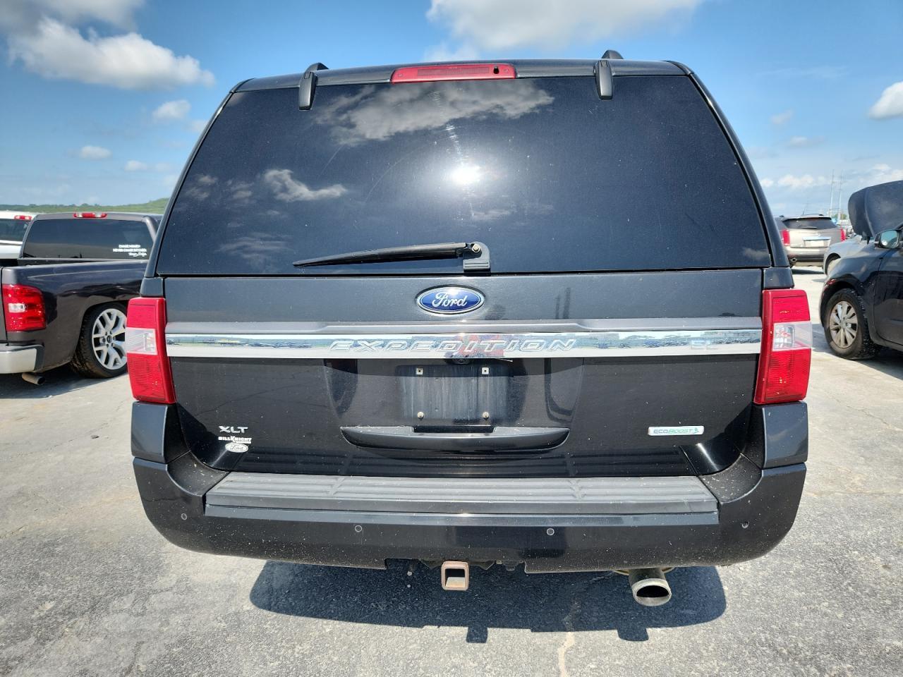 2015 Ford Exped Xlt - Фото 6