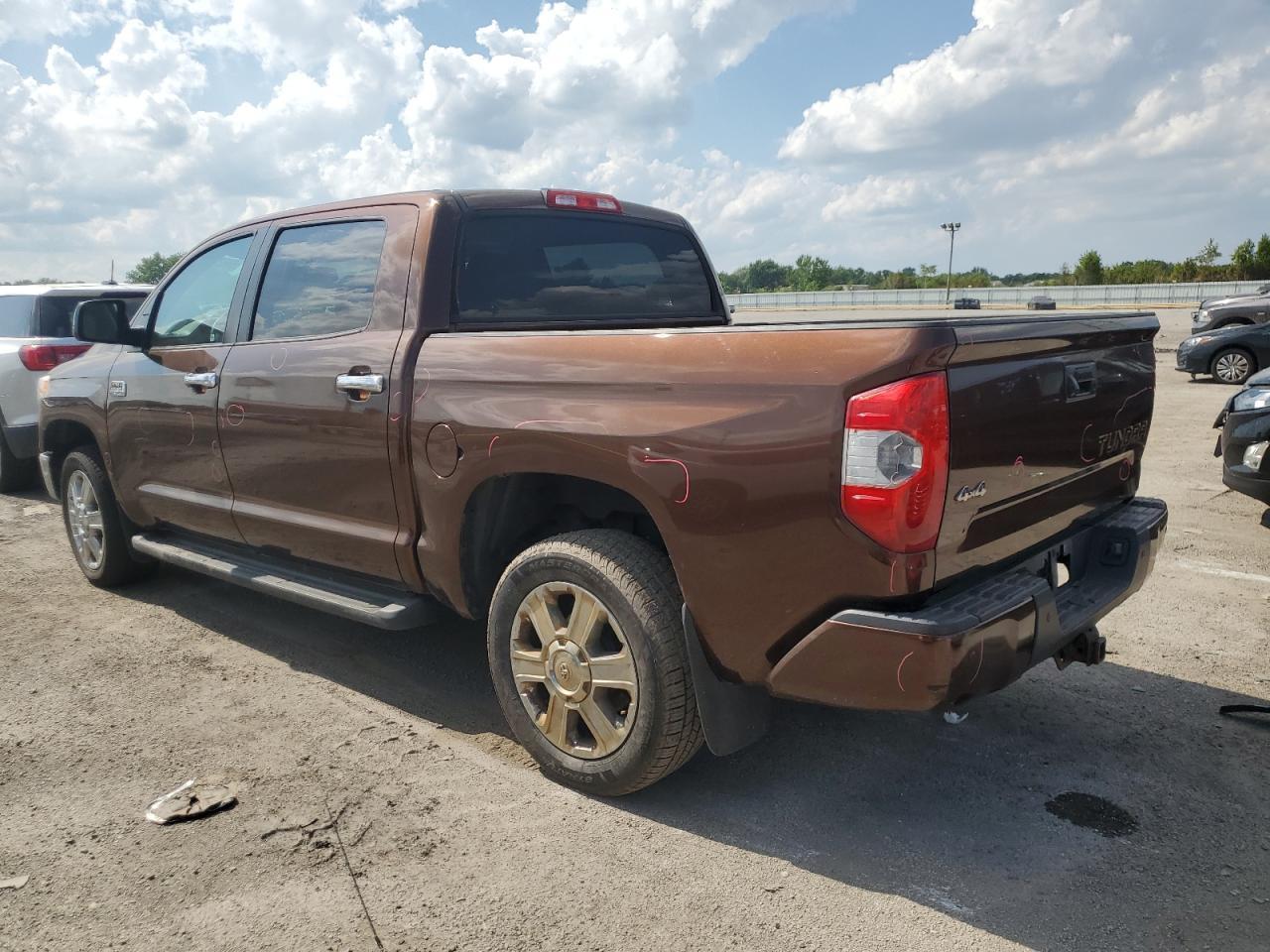 2015 Toyota Tundra Crewmax 1794 - Фото 2