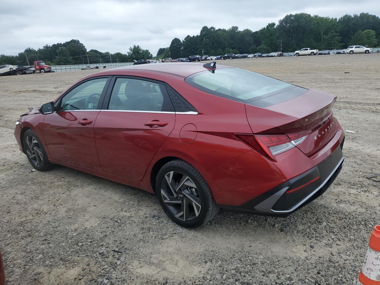 2024 Hyundai Elantra Sel - Фото 2