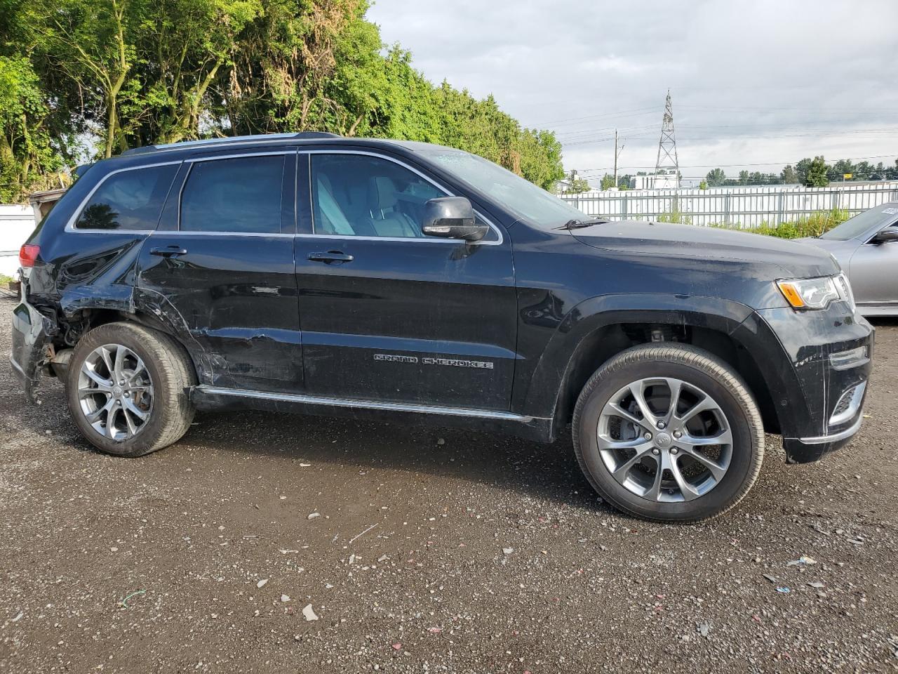 2020 Jeep Grand Cherokee Summit - Image 4
