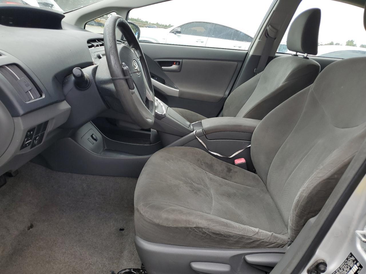 2011 Toyota Prius - Фото 7