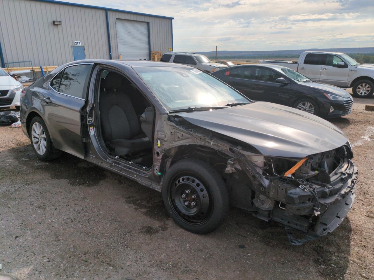 2019 Toyota Camry L - Фото 4