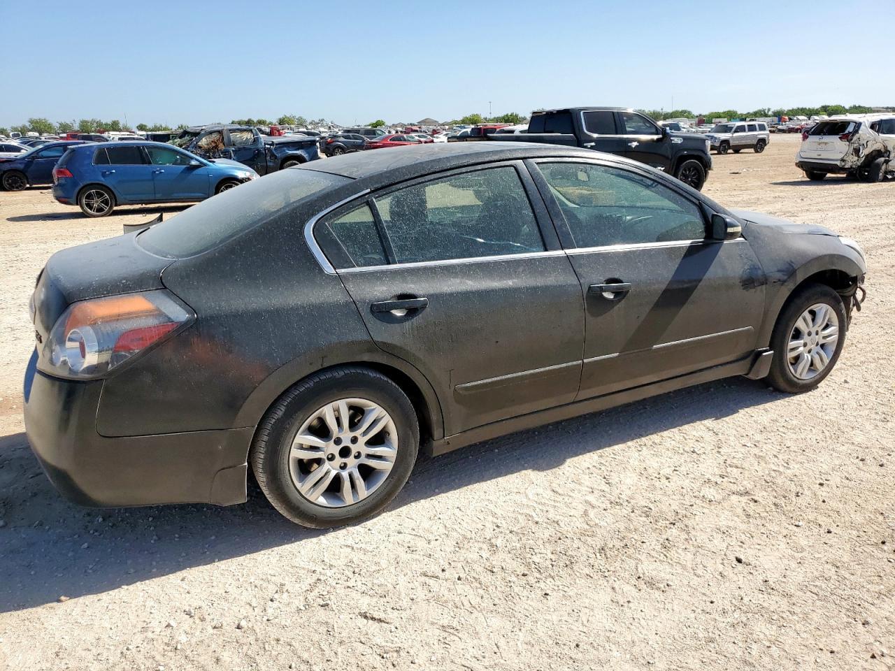 2010 Nissan Altima Base - Image 3