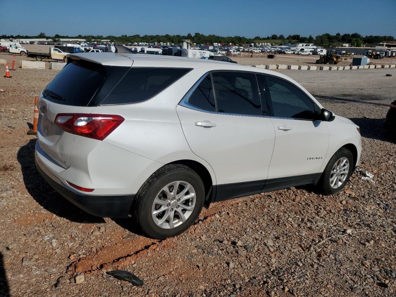2020 Chevrolet Equinox Lt - Фото 3